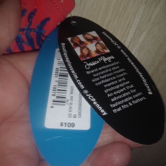 NWT Plus size 1X underwire swimsuit - Picture 4 of 12